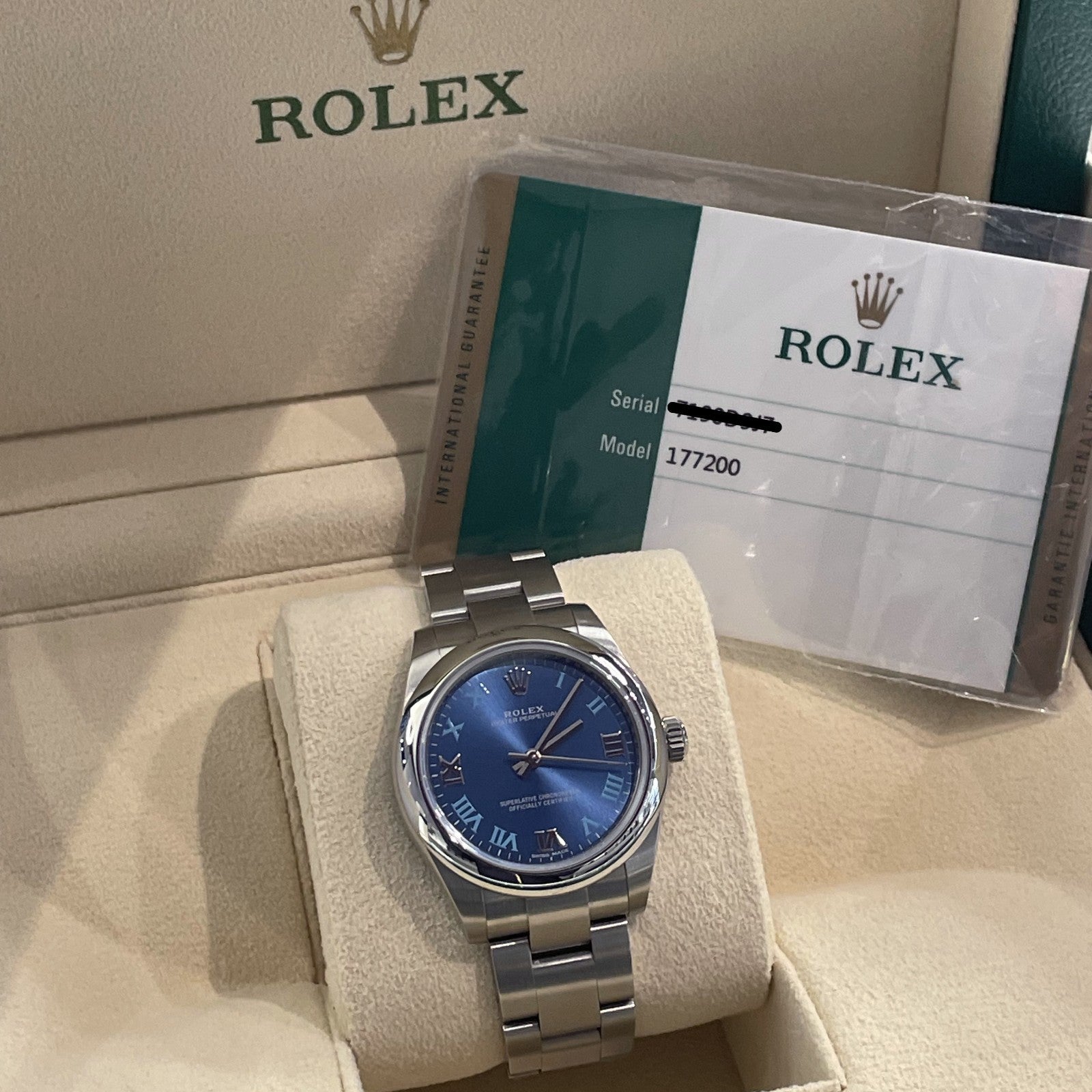 ROLEX OYSTER PERPETUAL 31mm BLUE ROMAN DIAL OYSTERSTEEL ref: 177200