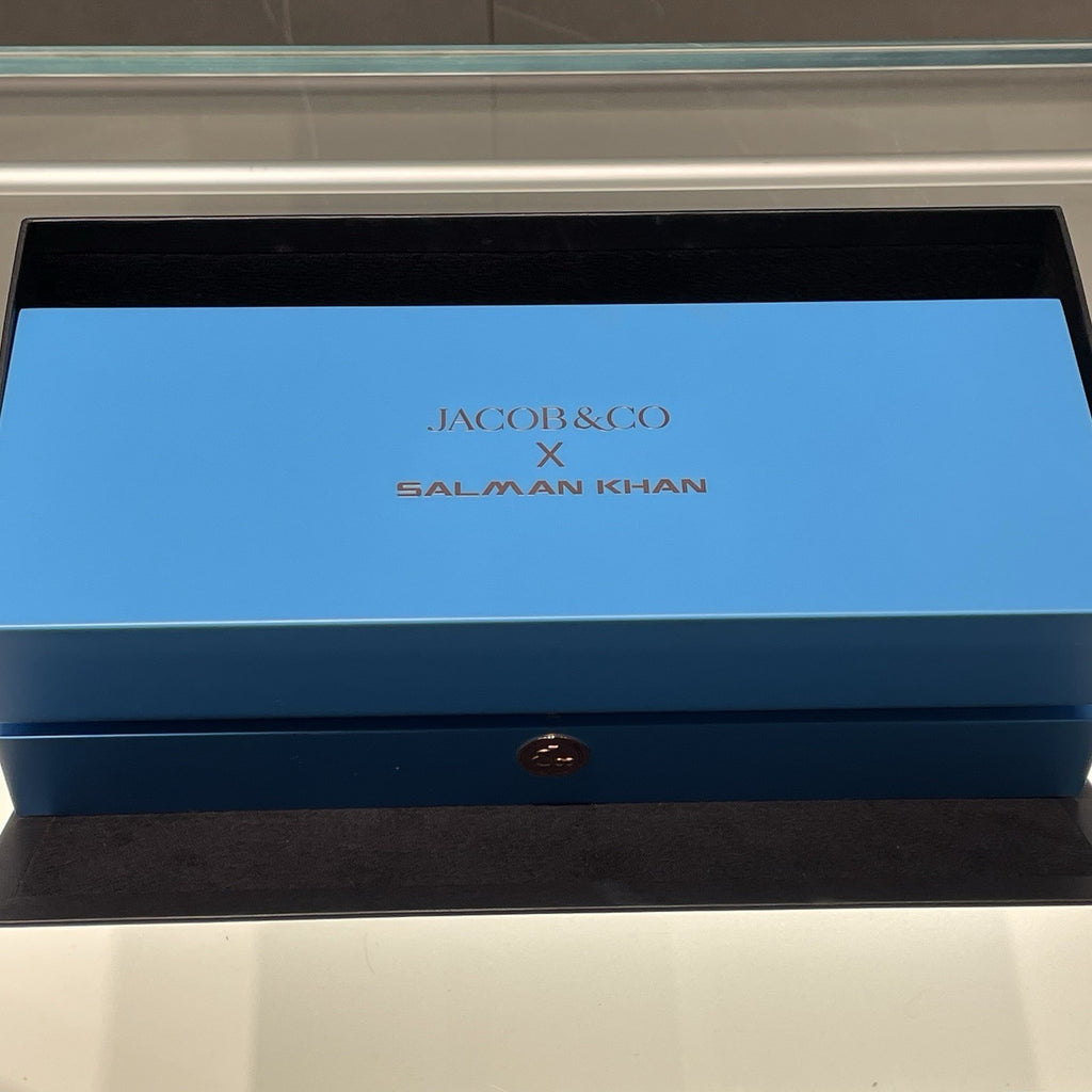 JACOB & CO X SALMAN KHAN THE WORLD IS YOURS DUAL TIME ref: DT100.10.AB.AA.ABALA
