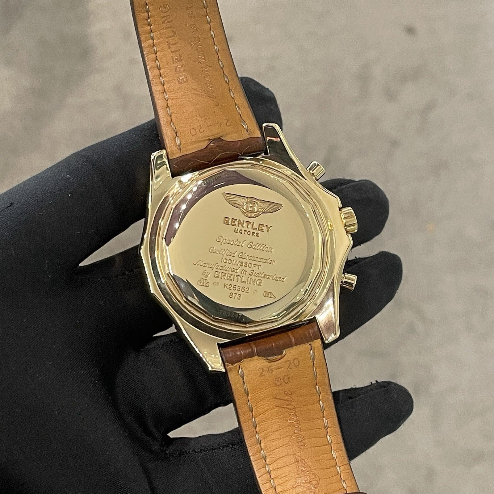 BREITLING BENTLEY MOTORS 48mm YELLOW GOLD SILVER DIAL BROWN STRAP ref: K25362