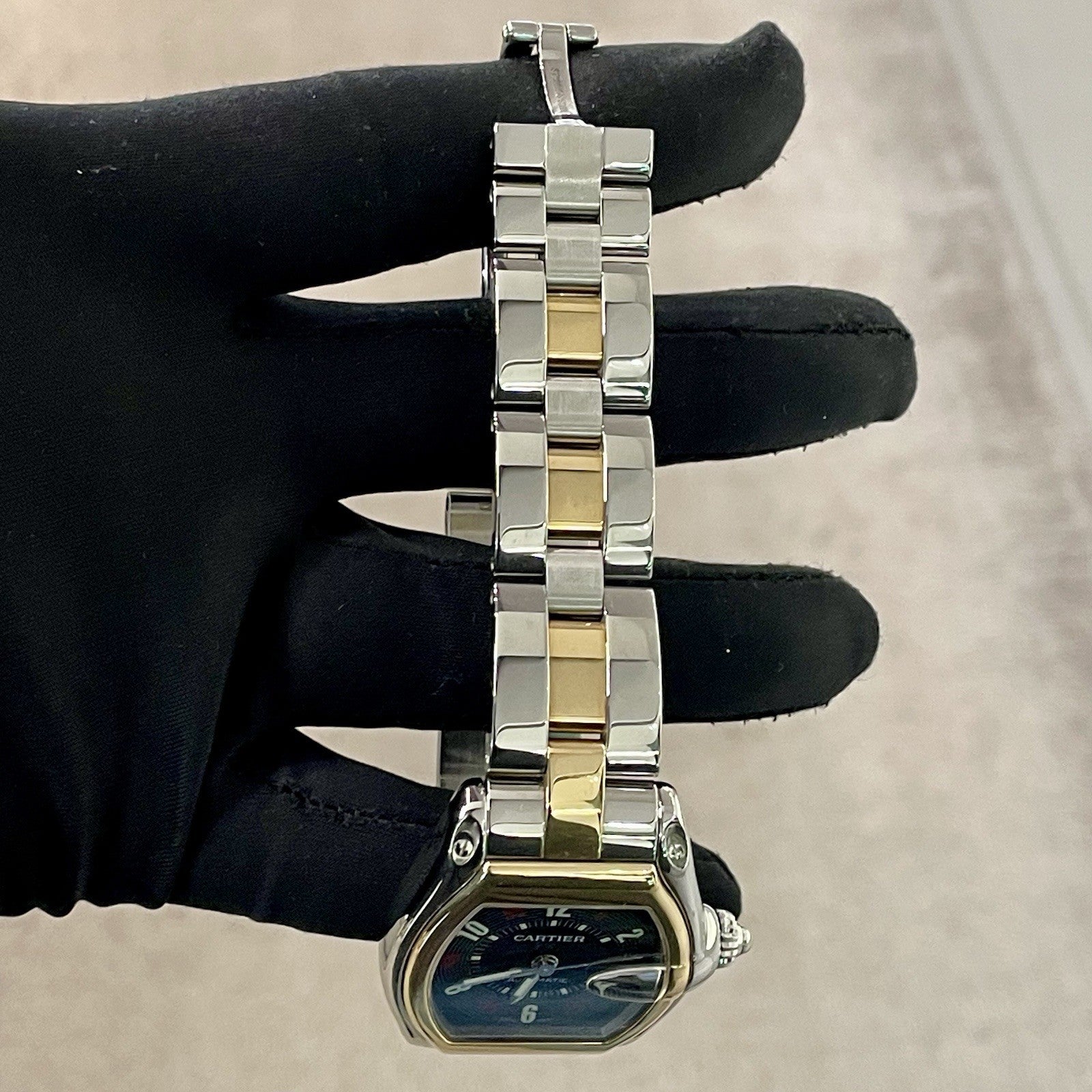 CARTIER ROADSTER LARGE BLACK ROULETTE DIAL YELLOW GOLD STAINLESS ref: W62031Y4