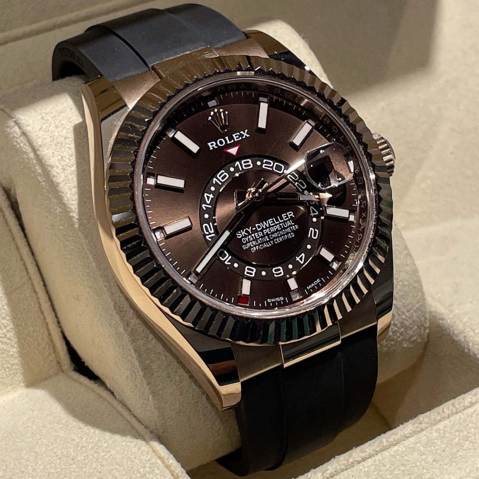 ROLEX SKY-DWELLER 42mm ROSE GOLD CHOCOLATE DIAL OYSTERFLEX ref: 326235