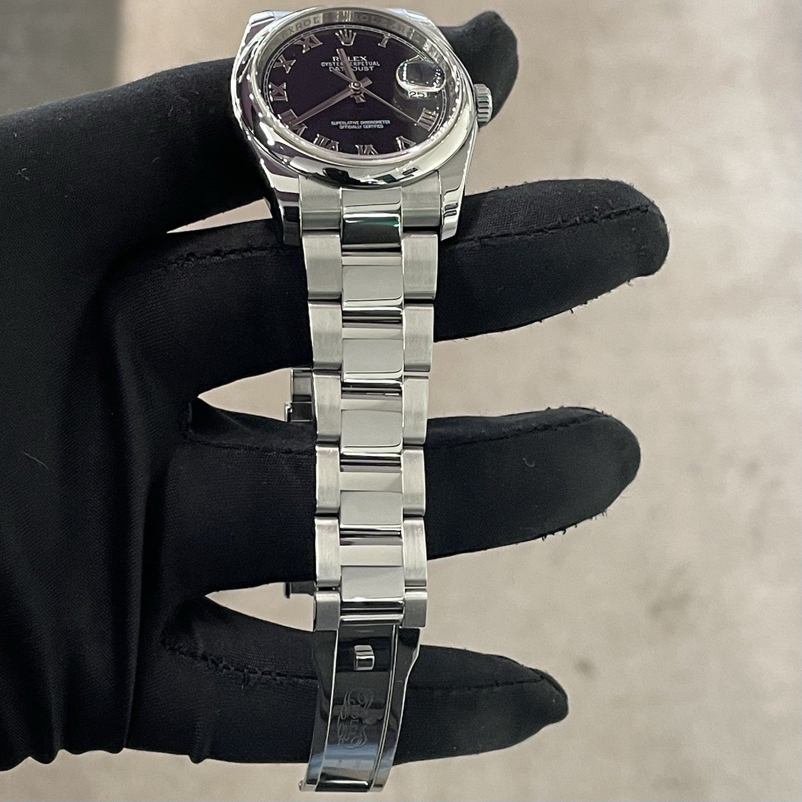 ROLEX DATEJUST 36mm BLACK ROMAN DIAL OYSTERSTEEL SMOOTH BEZEL ref: 116200