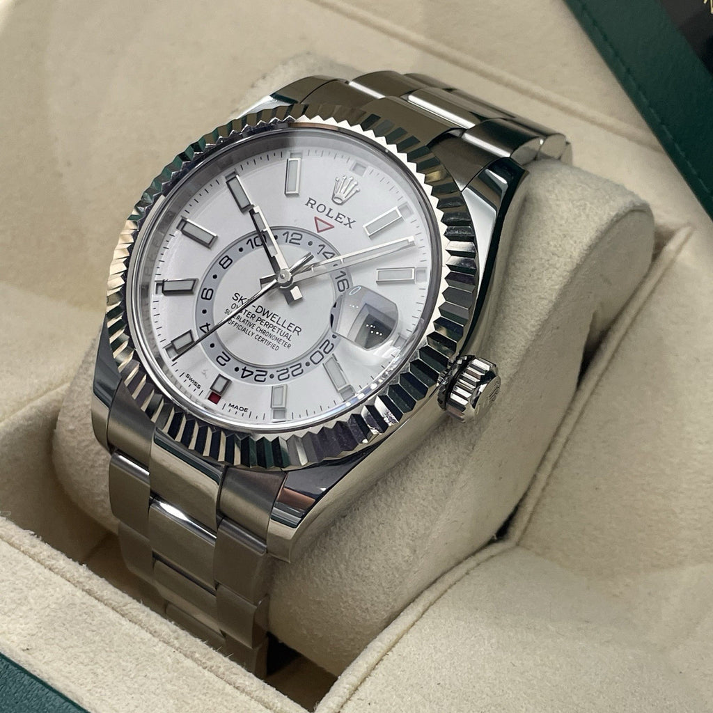 ROLEX SKY-DWELLER 42mm WHITE DIAL OYSTERSTEEL ref: 326934