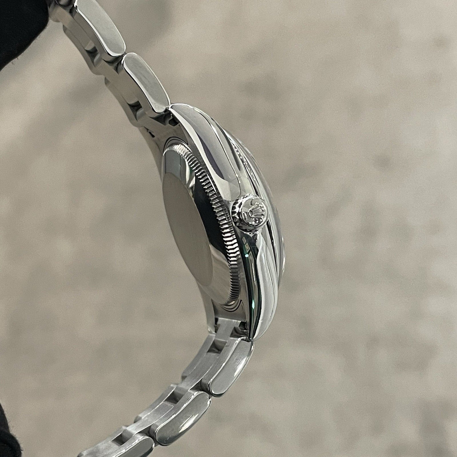 ROLEX OYSTER PERPETUAL 31mm WHITE ROMAN DIAL OYSTERSTEEL ref: 177200