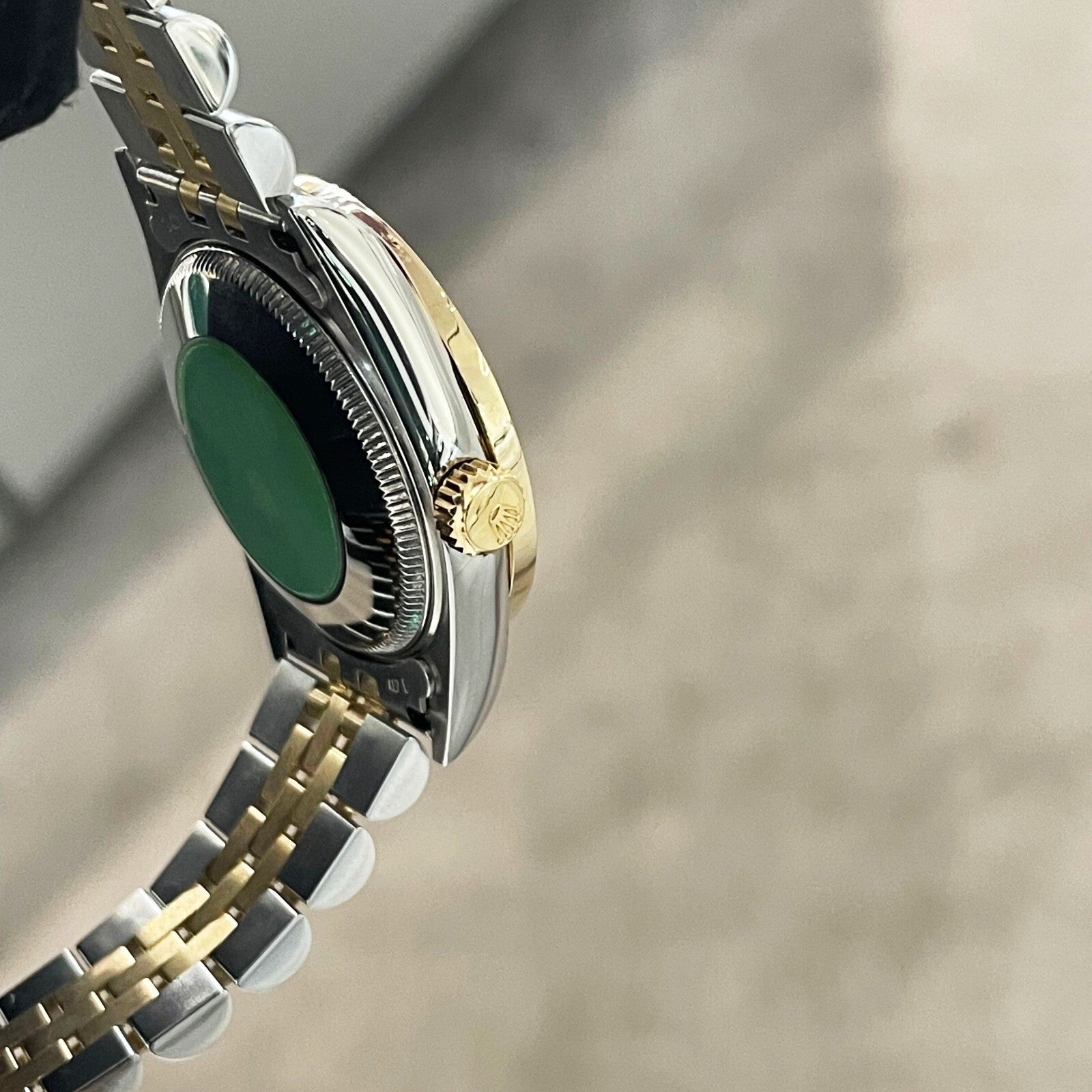 ROLEX DATEJUST 31mm MOTHER OF PEARL 2-TONE JUBILEE DIAMOND BEZEL ref: 68273