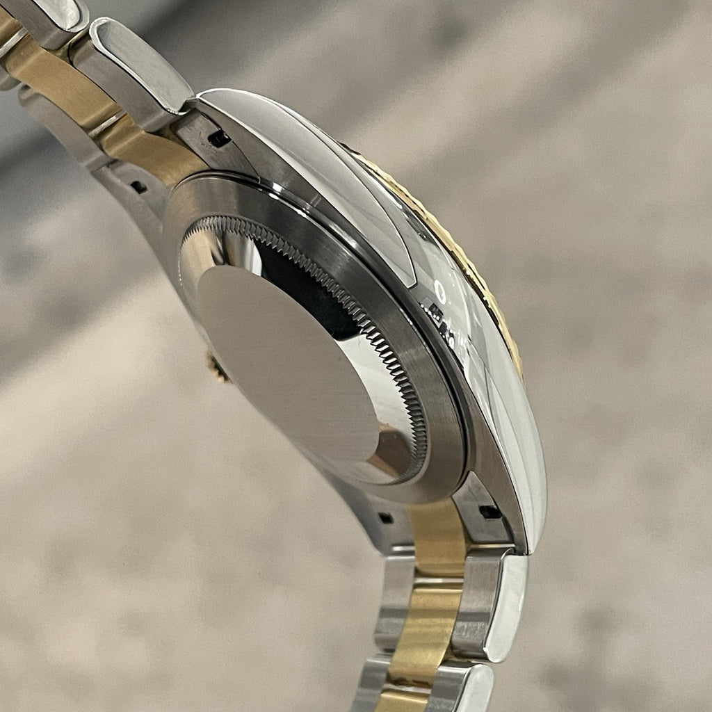 ROLEX DATEJUST 41mm WHITE DIAL YELLOW GOLD STEEL FLUTED BEZEL ref: 126333