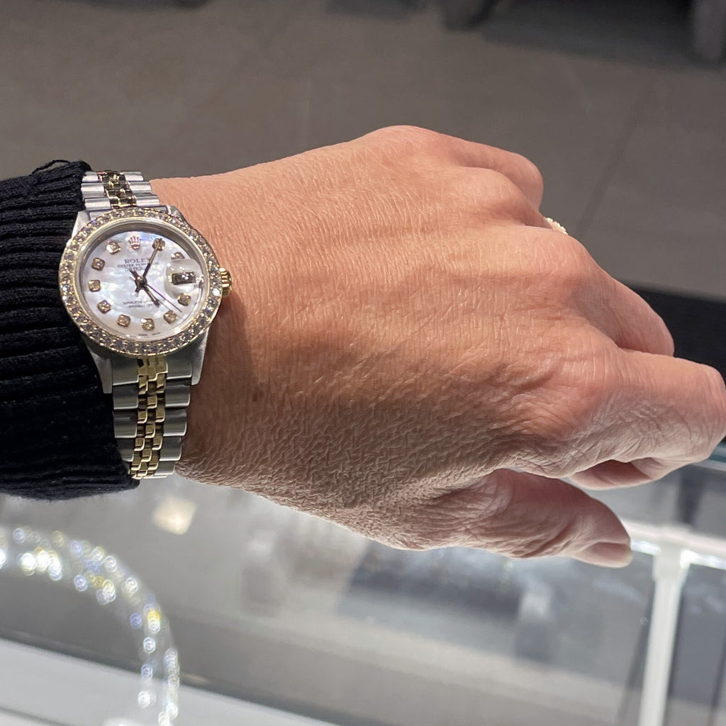 ROLEX LADY-DATEJUST 26mm MOTHER OF PEARL DIAL DIAMOND BEZEL JUBILEE ref: 69173