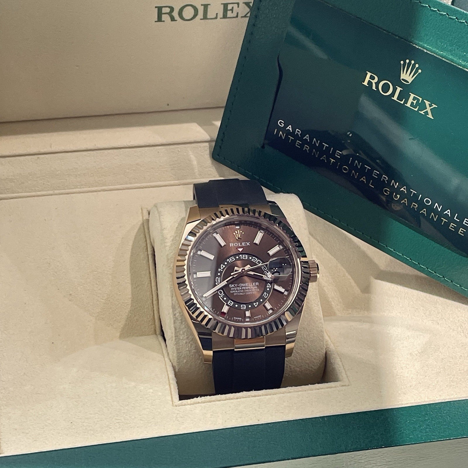 ROLEX SKY-DWELLER 42mm ROSE GOLD CHOCOLATE DIAL OYSTERFLEX ref: 326235