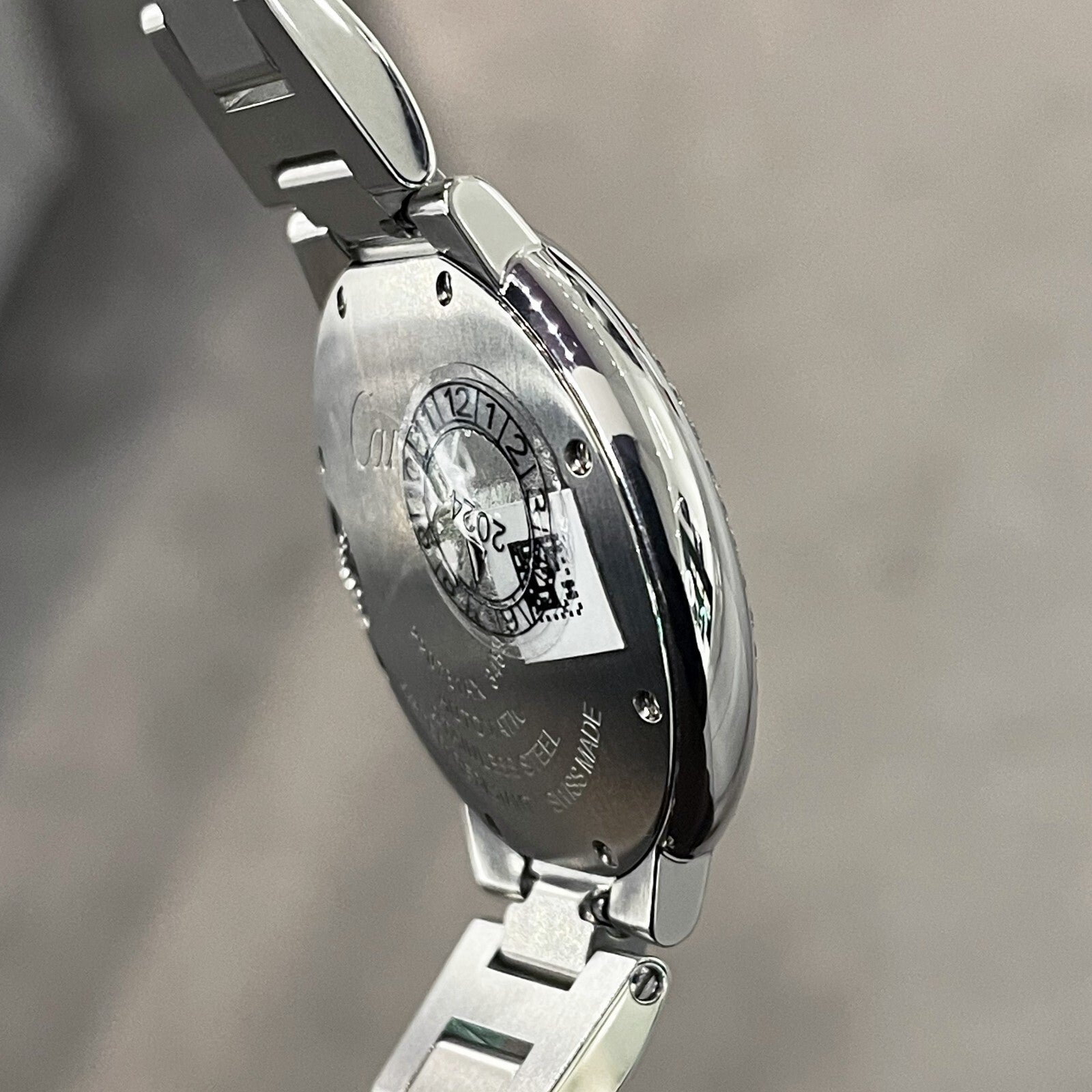 CARTIER BALLON BLEU 33mm RED DIAL DIAMOND BEZEL STAINLESS STEEL ref: WSBB0052