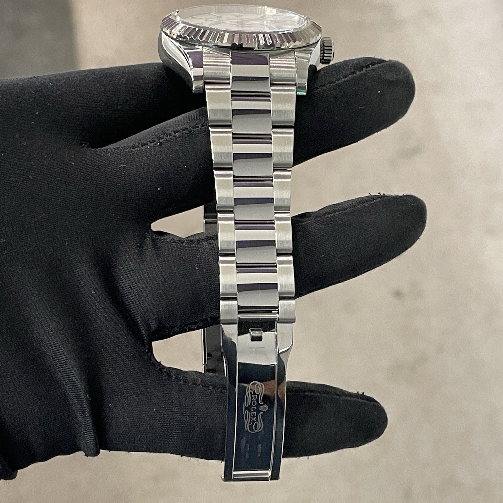 ROLEX SKY-DWELLER 42mm WHITE DIAL OYSTERSTEEL ref: 326934