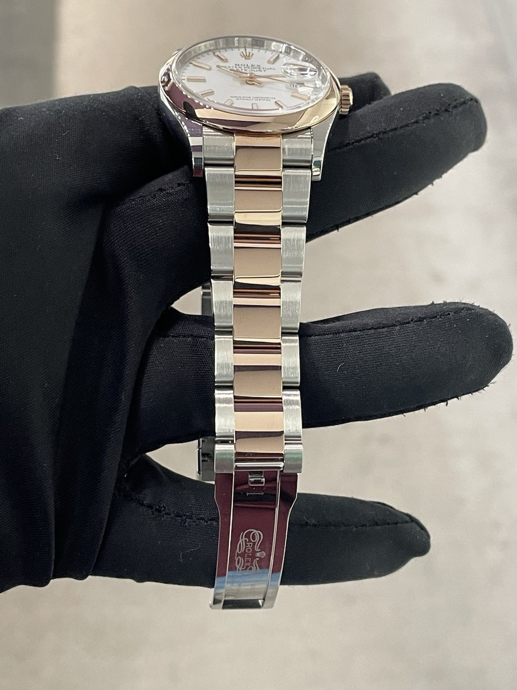 ROLEX DATEJUST 36mm WHITE DIAL ROSE GOLD STAINLESS STEEL ref: 126201