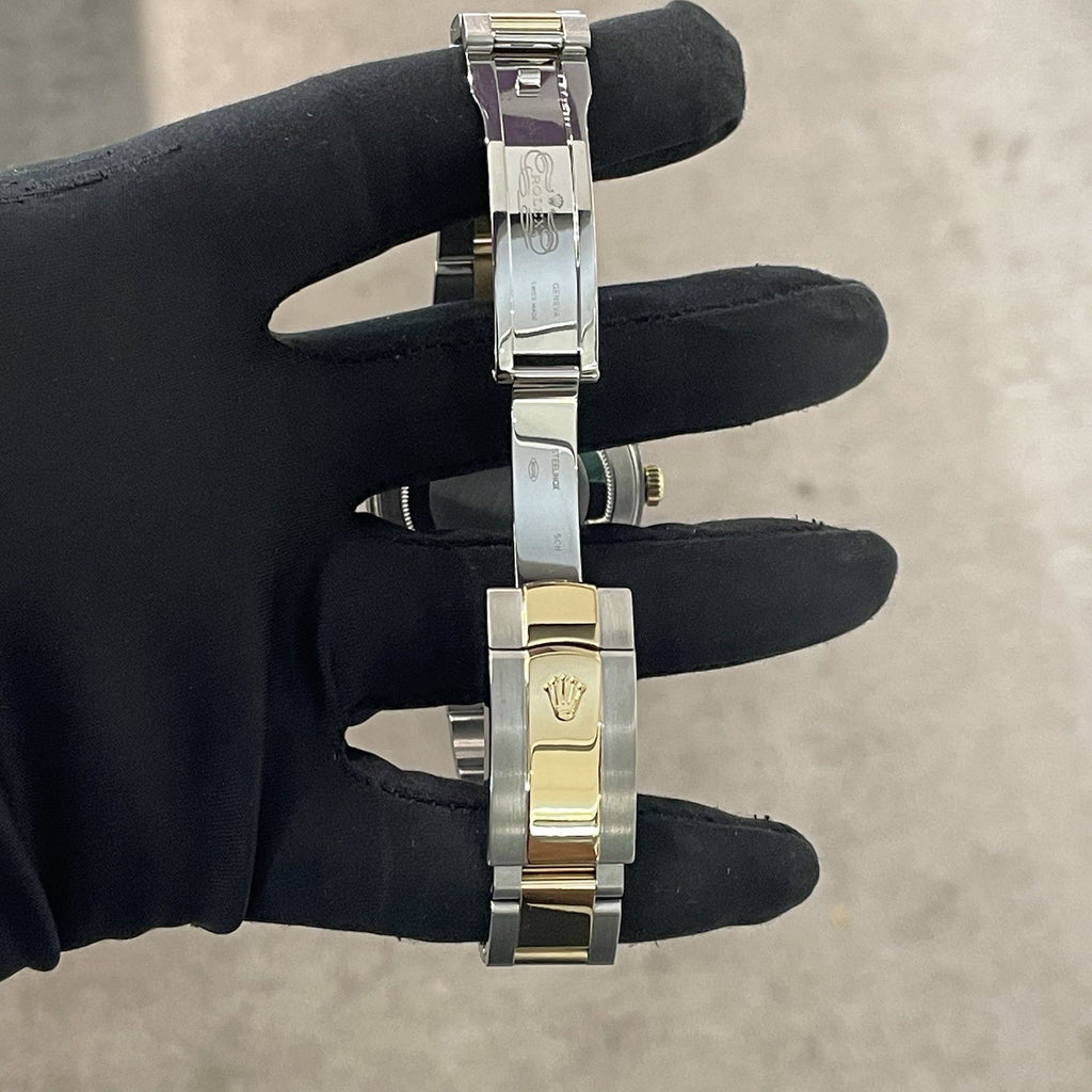 ROLEX DATEJUST 41mm BLACK DIAL YELLOW GOLD STEEL FLUTED BEZEL ref: 126333