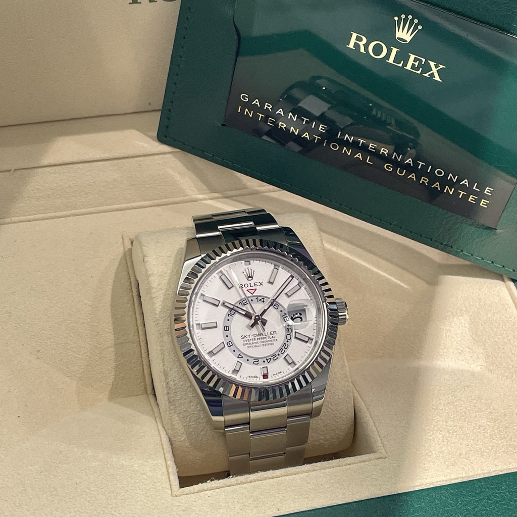 ROLEX SKY-DWELLER 42mm WHITE DIAL OYSTERSTEEL ref: 326934