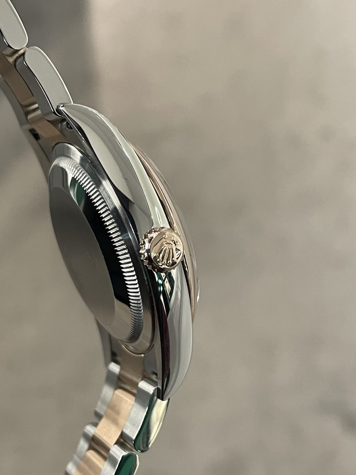 ROLEX DATEJUST 36mm WHITE DIAL ROSE GOLD STAINLESS STEEL ref: 126201