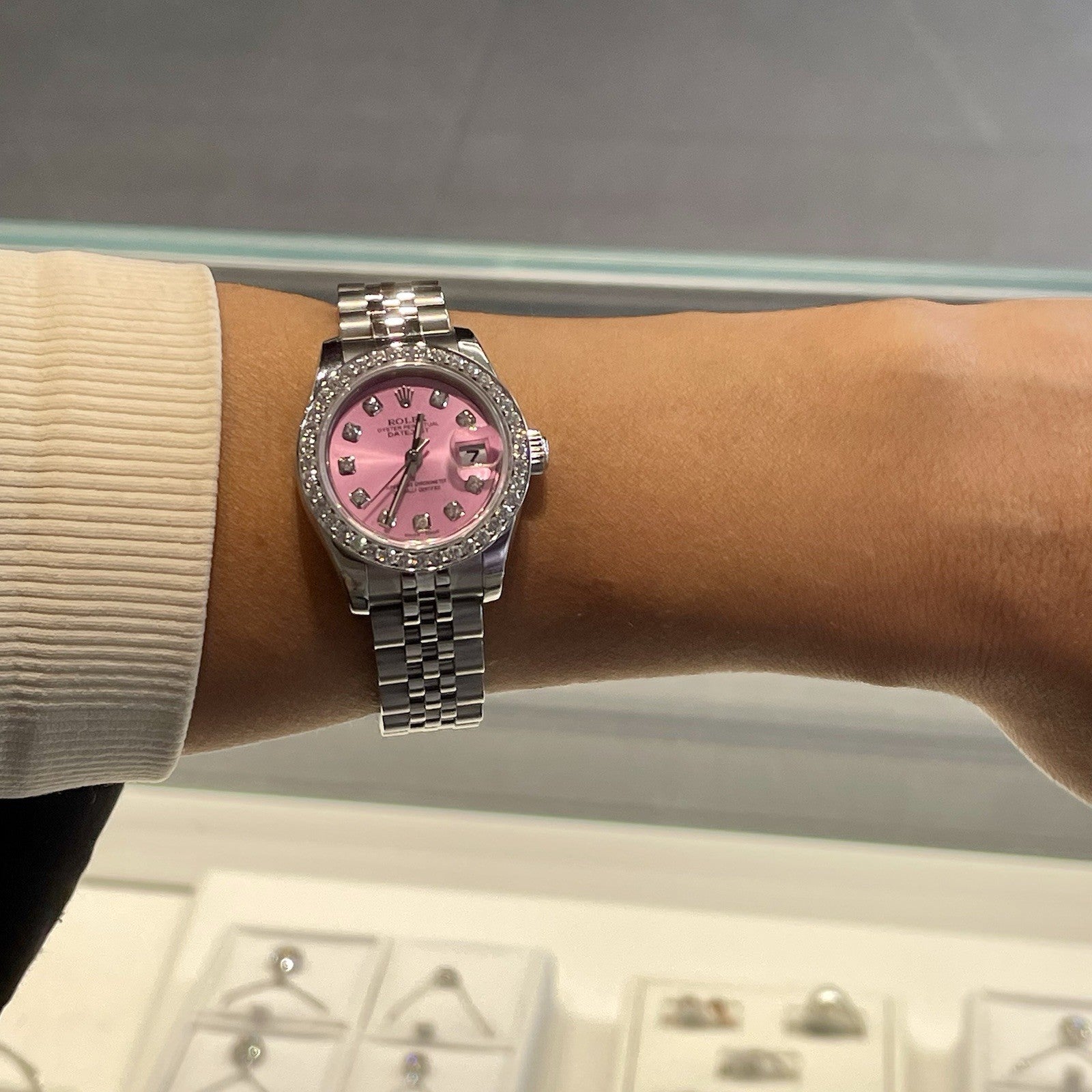 ROLEX LADY-DATEJUST 26mm PINK DIAMOND DIAL DIAMOND BEZEL JUBILEE ref: 179174
