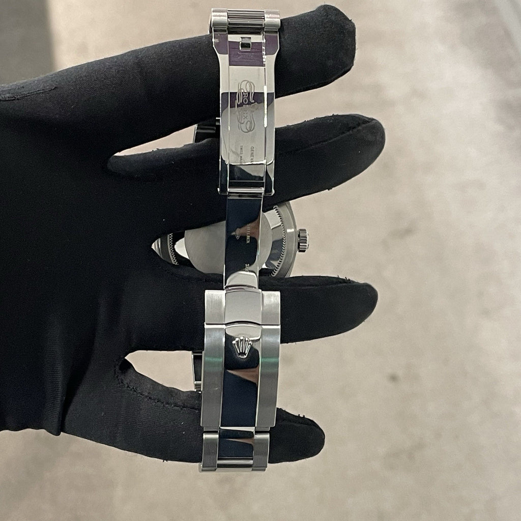 ROLEX SKY-DWELLER 42mm WHITE DIAL OYSTERSTEEL ref: 326934