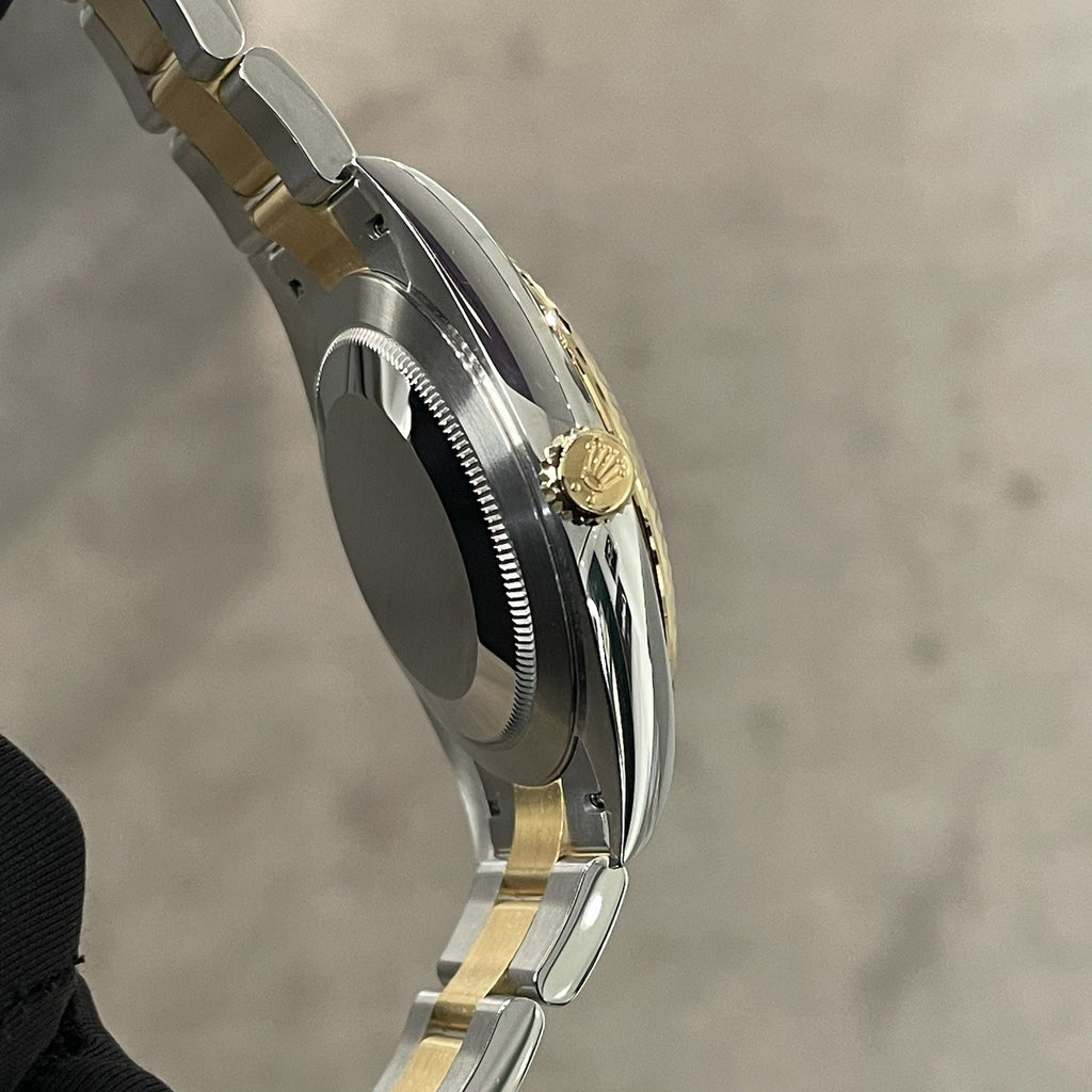 ROLEX DATEJUST 41mm BLACK DIAMOND DIAL YELLOW GOLD STAINLESS FLUTED ref: 126333