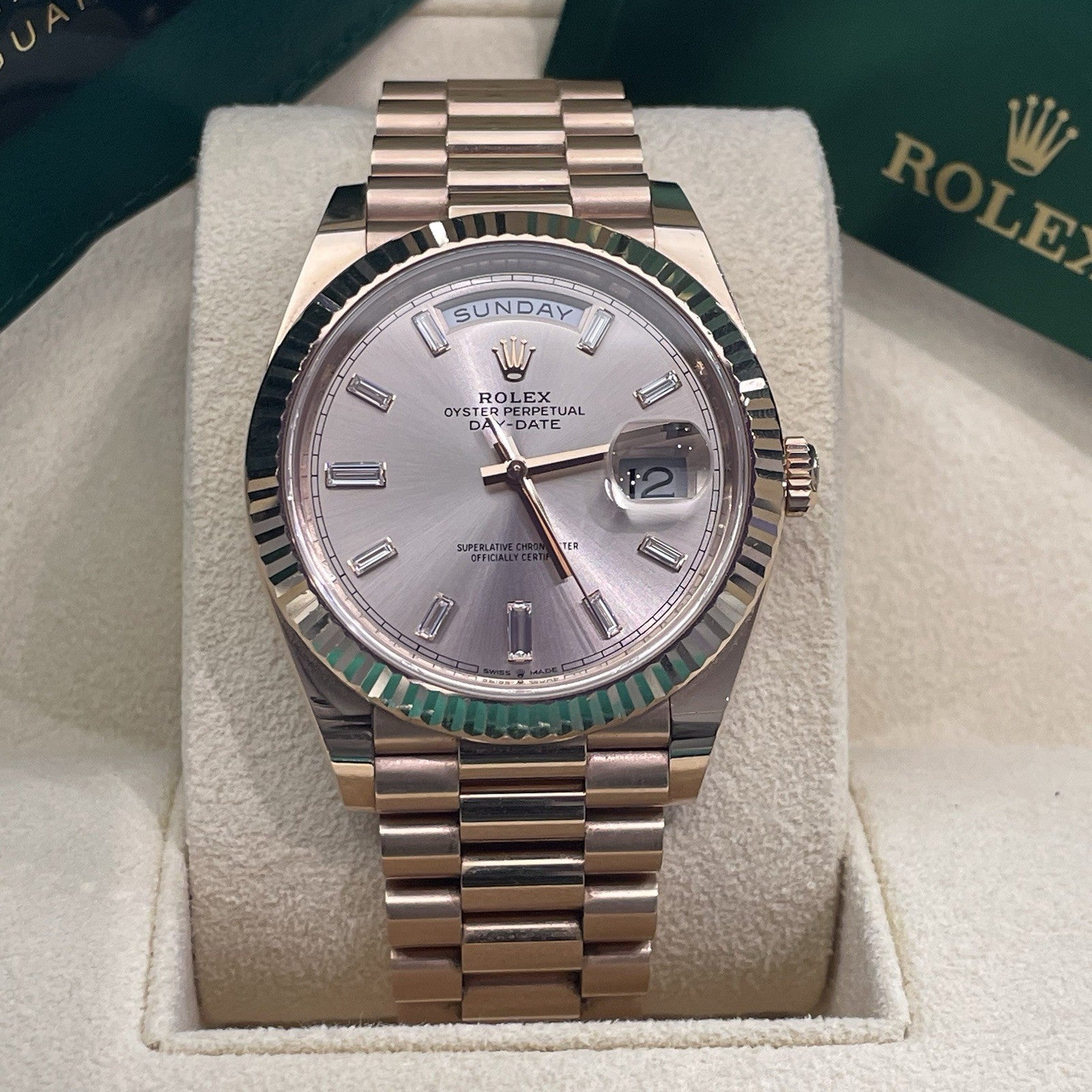 ROLEX DAY-DATE 40mm SUNDUST DIAMOND DIAL ROSE GOLD PRESIDENTIAL ref: 228235