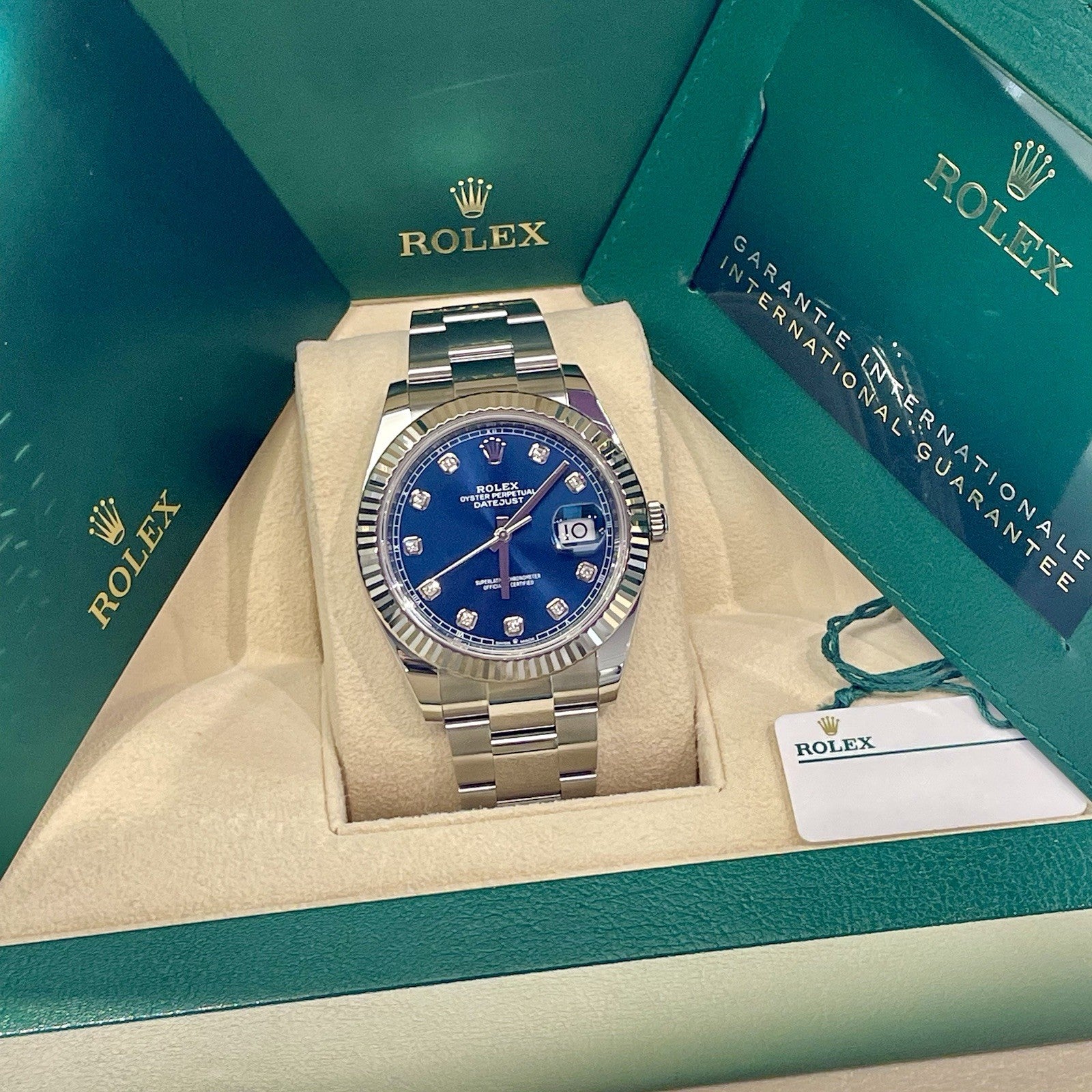 ROLEX DATEJUST 41mm BLUE DIAMOND DIAL OYSTERSTEEL FLUTED BEZEL ref: 126334
