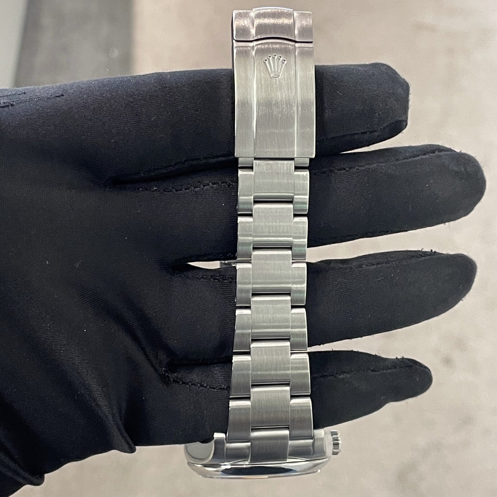 ROLEX OYSTER PERPETUAL 36mm TURQUOISE BLUE CELEBRATION DIAL ref: 116000