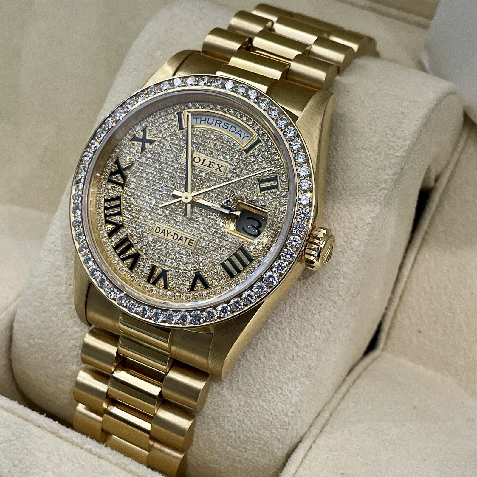 ROLEX DAY-DATE 36 PAVE ROMAN DIAL YELLOW GOLD PRESIDENTIAL DIA BEZEL ref: 18238