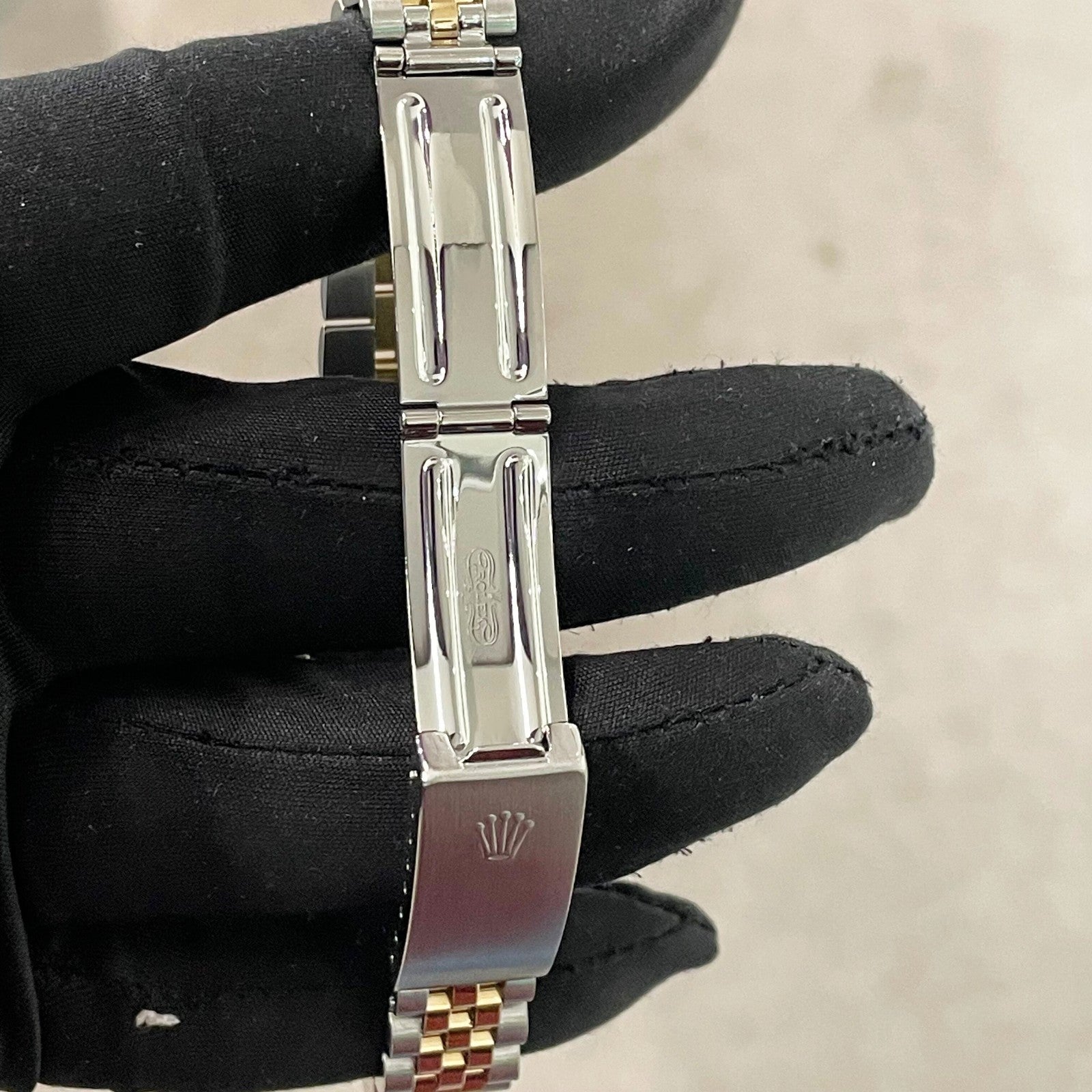 ROLEX DATEJUST 31mm GOLD DIAMOND DIAL TWO-TONE JUBILEE DIAMOND BEZEL ref: 68273