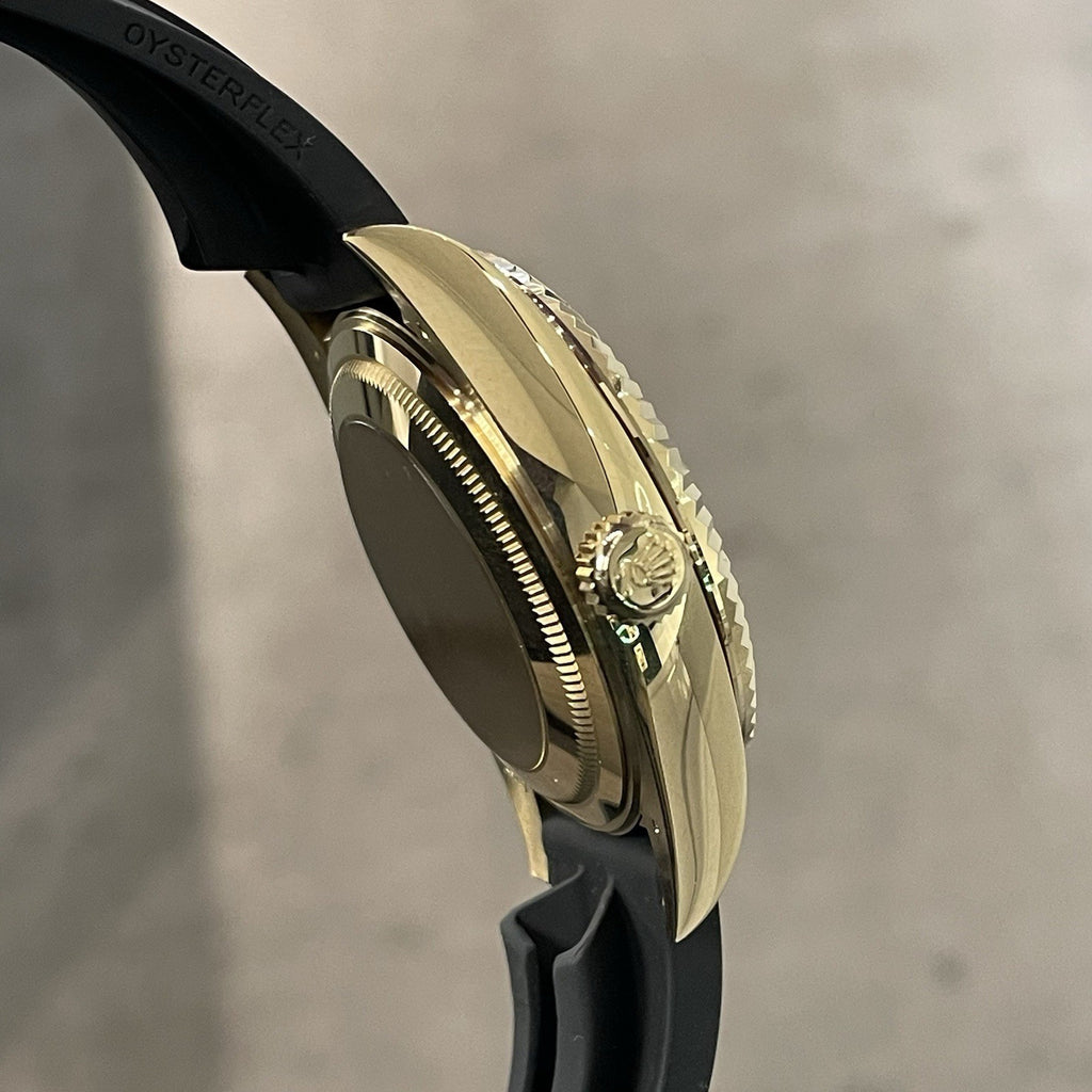 ROLEX SKY-DWELLER 42mm YELLOW GOLD CHAMPAGNE DIAL OYSTERFLEX ref: 326238