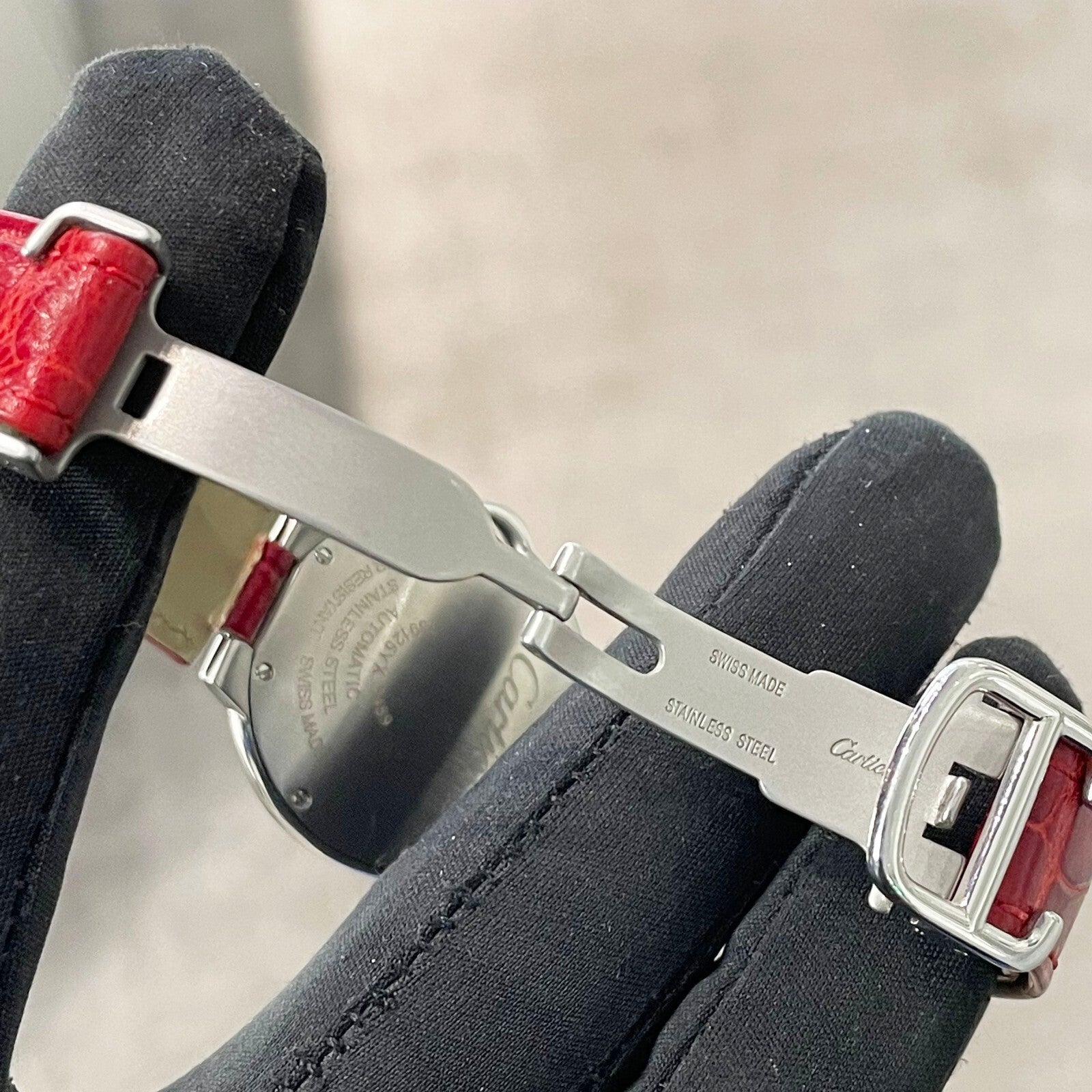 CARTIER BALLON BLEU 33mm RED DIAL DIAMOND BEZEL RED ALLIGATOR ref: WSBB0022