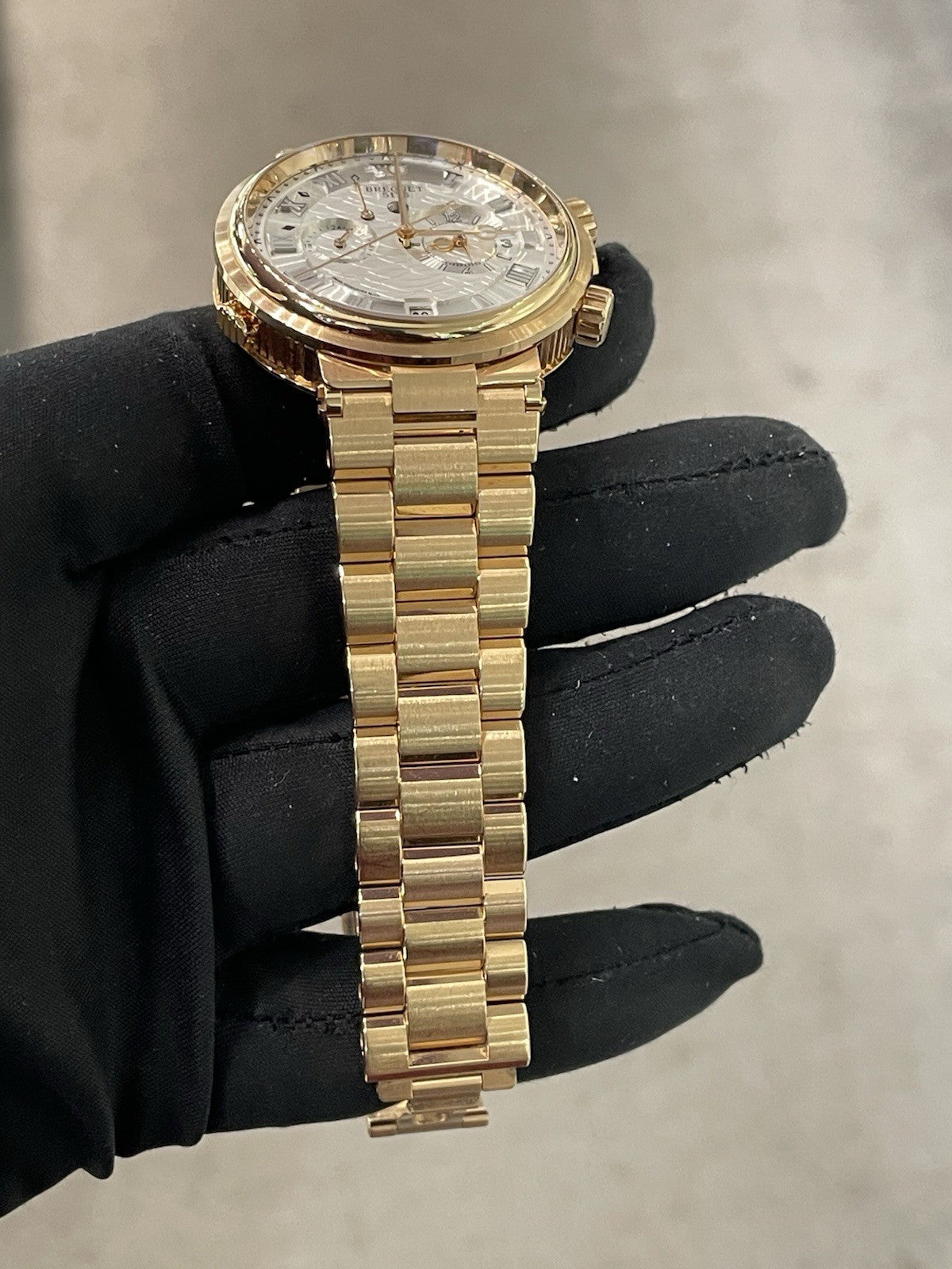 BREGUET MARINE ALARME MUSICALE 40mm ROSE GOLD SILVER DIAL ref: 5547BR/12/RZ0