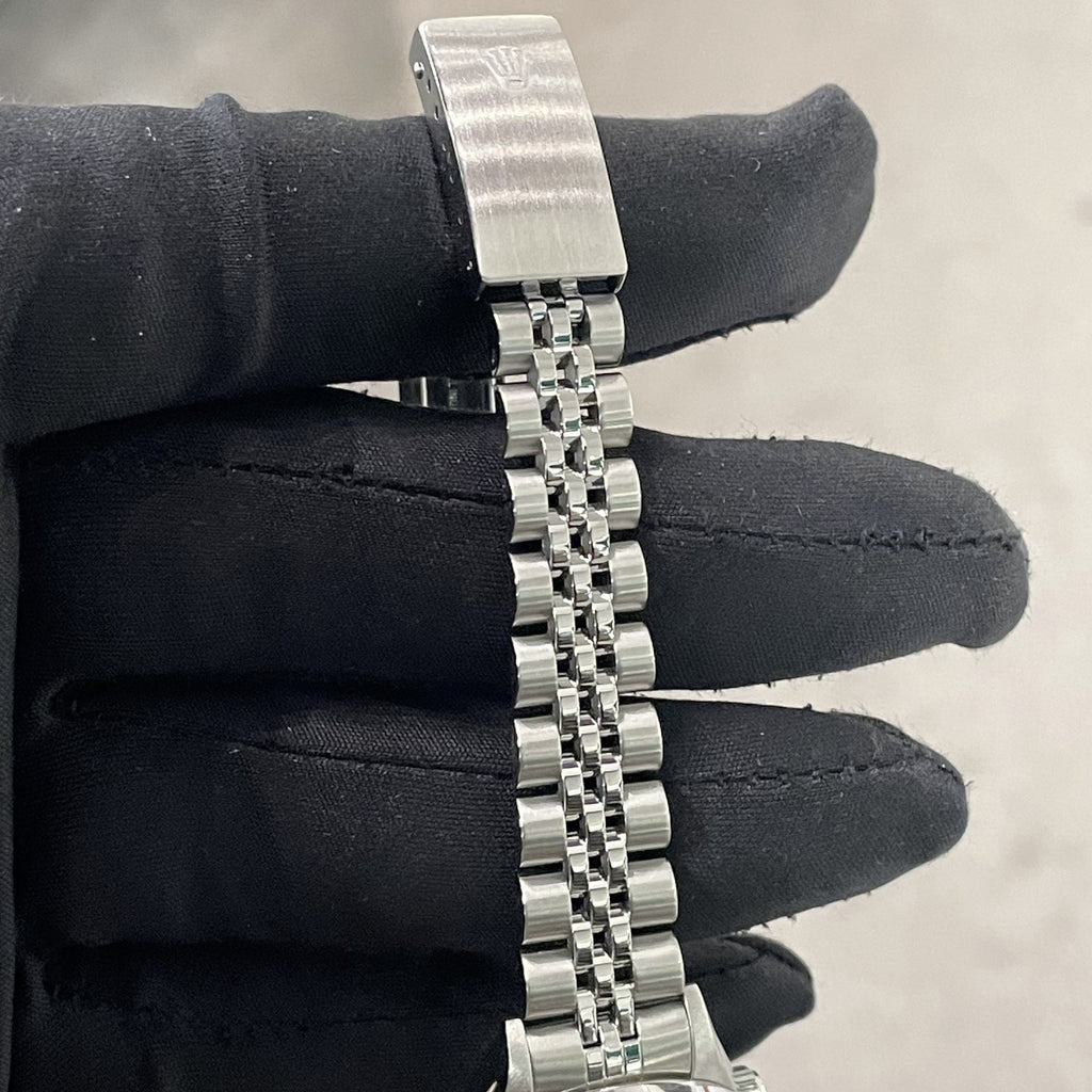 ROLEX LADY-DATEJUST 26mm MOTHER OF PEARL DIAL DIAMOND BEZEL JUBILEE ref: 69174