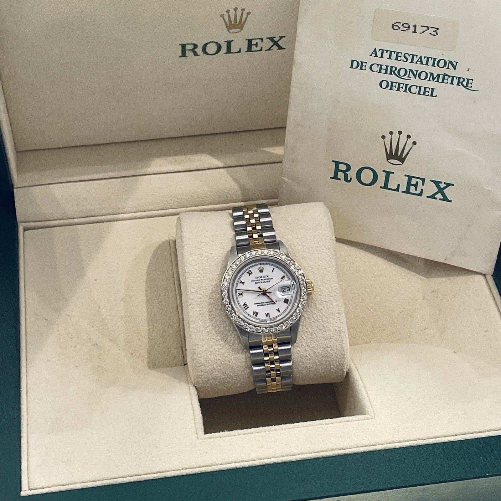 ROLEX LADY-DATEJUST 26mm WHITE ROMAN DIAL DIAMOND BEZEL JUBILEE ref: 69173