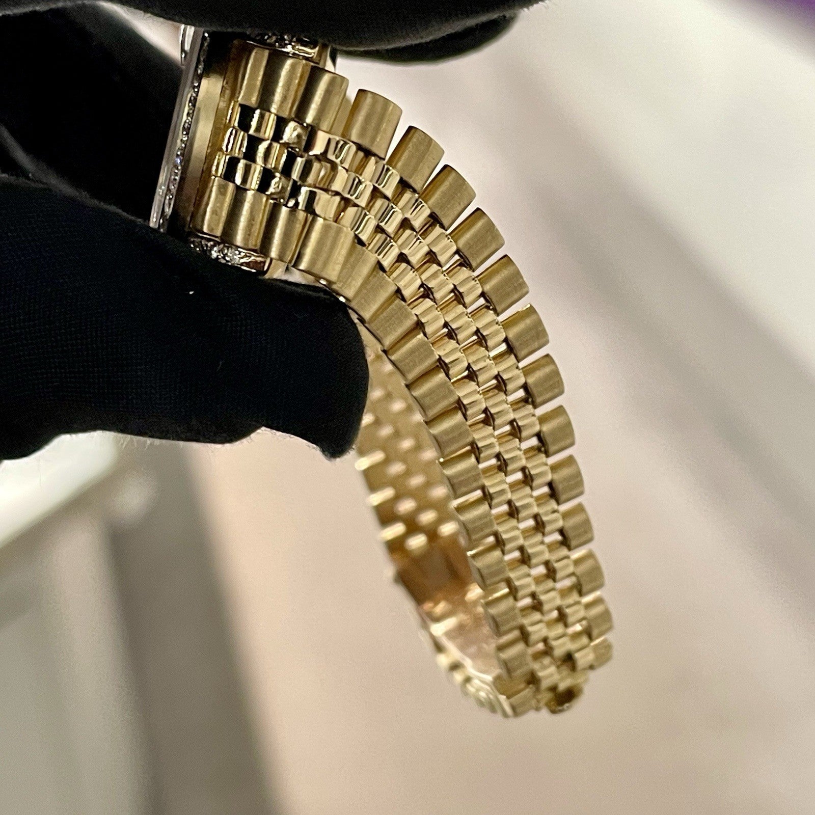 ROLEX DATEJUST 26mm YELLOW GOLD WHITE DIAMOND DIAL DIAMOND CASE ref: 69178