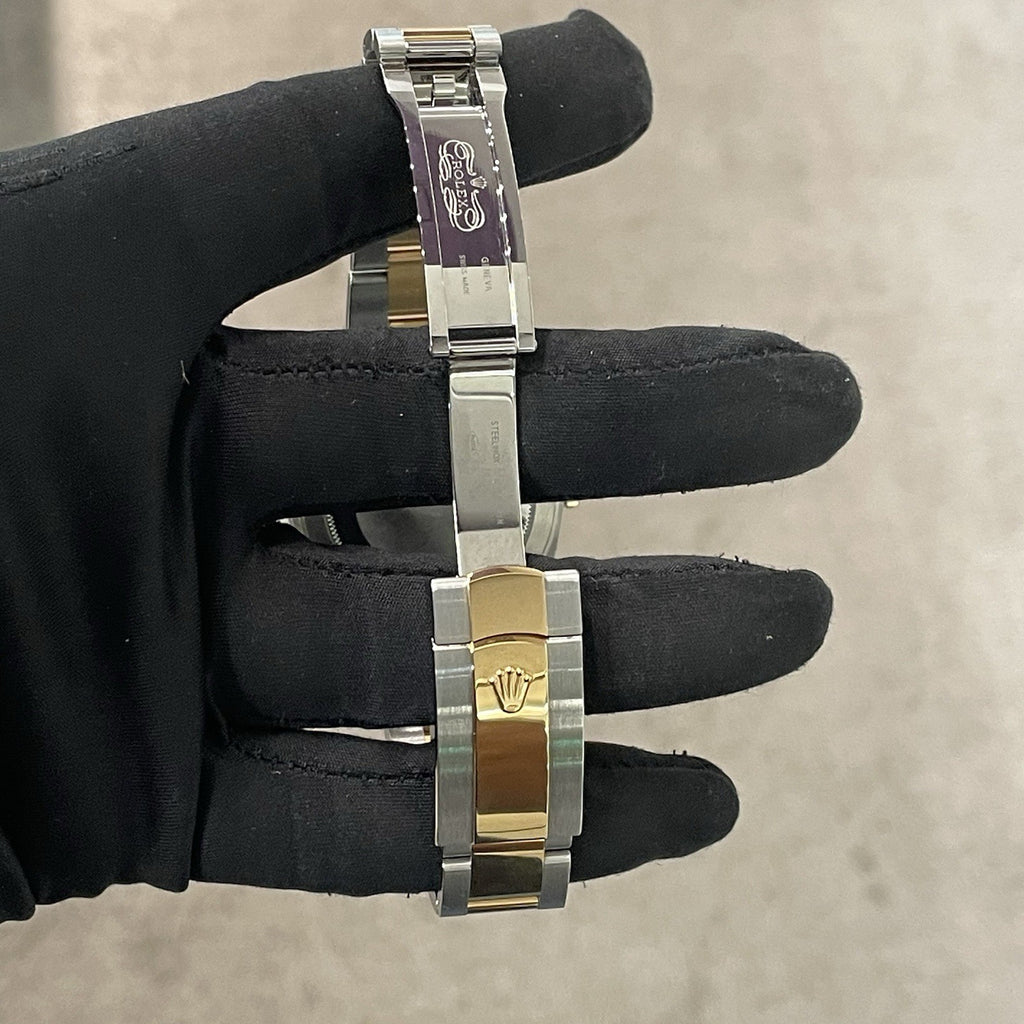 ROLEX DATEJUST 41mm BLACK DIAMOND DIAL YELLOW GOLD STAINLESS FLUTED ref: 126333