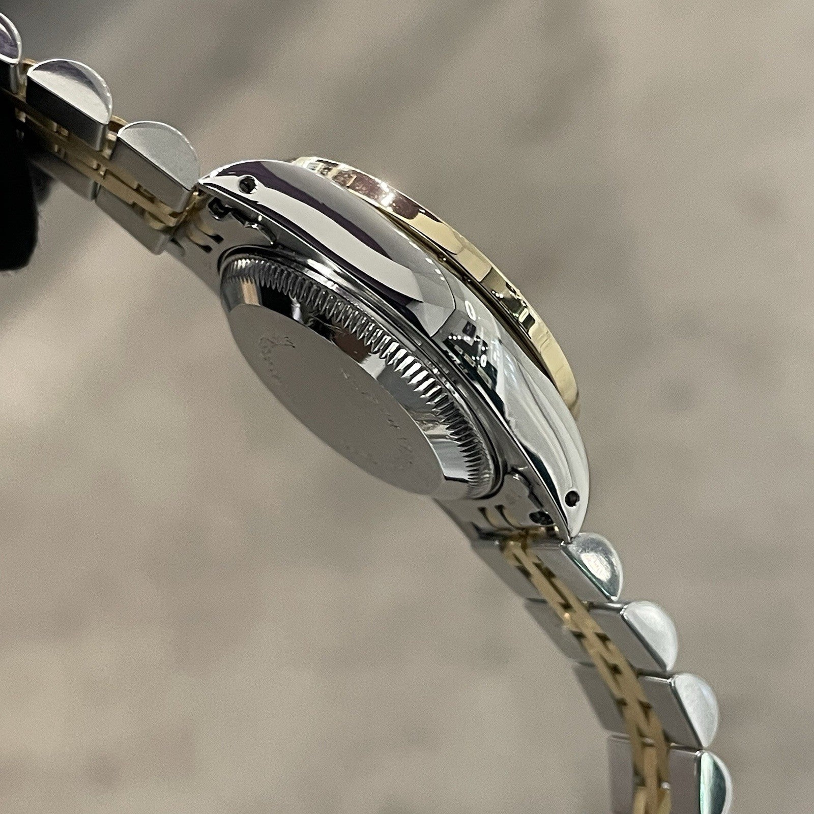 ROLEX LADY-DATEJUST 26mm WHITE ROMAN DIAL DIAMOND BEZEL JUBILEE ref: 69173