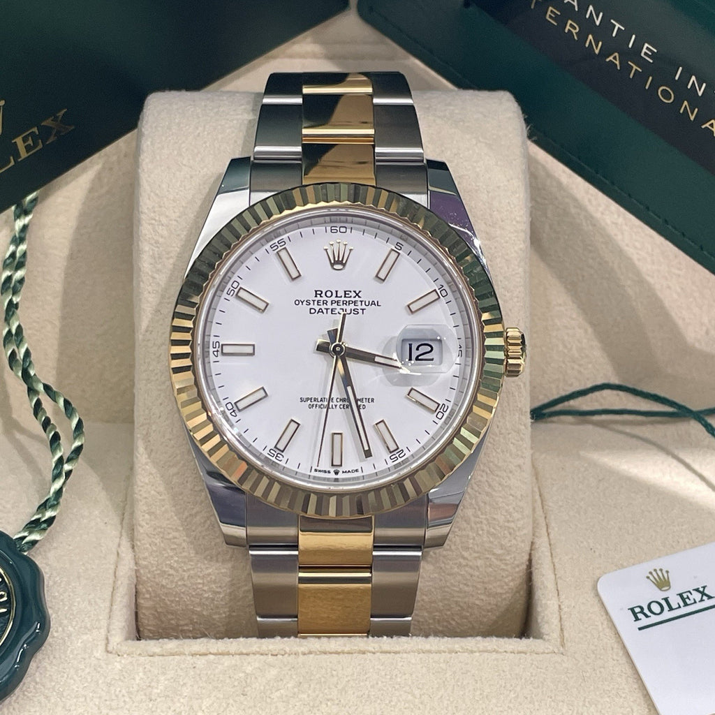 ROLEX DATEJUST 41mm WHITE DIAL YELLOW GOLD STEEL FLUTED BEZEL ref: 126333