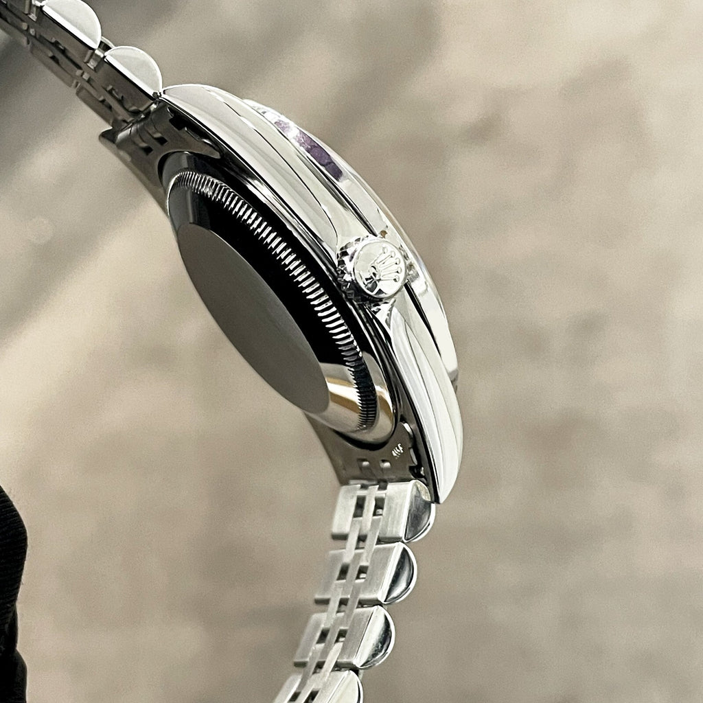 ROLEX DATEJUST 36mm OLIVE GREEN STAINLESS STEEL JUBILEE DIAMOND BEZEL ref: 16234