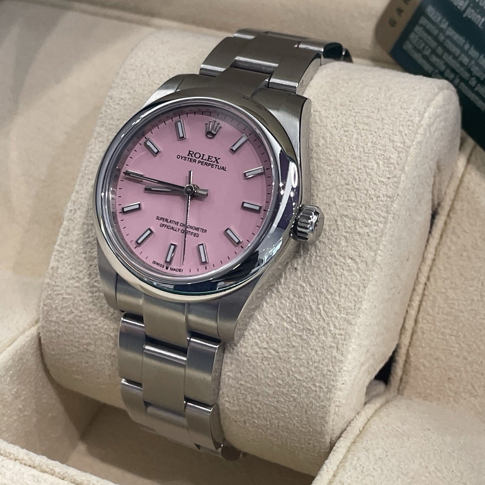 ROLEX OYSTER PERPETUAL 31mm CANDY PINK DIAL OYSTERSTEEL ref: 177200
