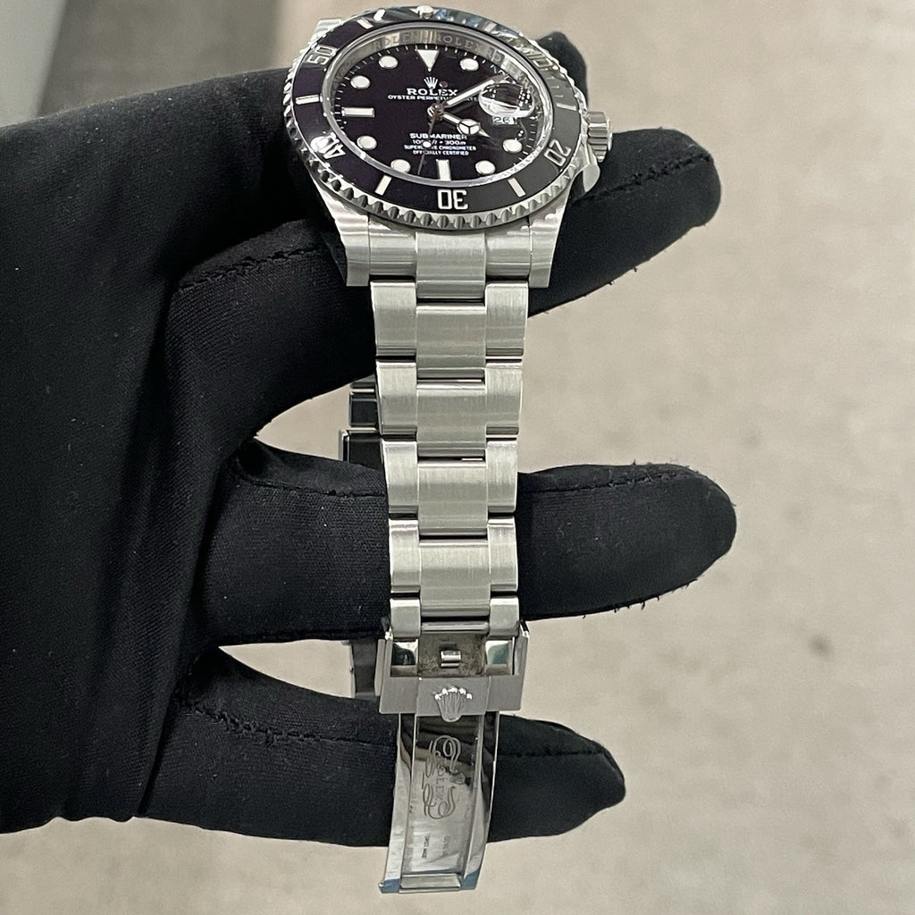 ROLEX SUBMARINER DATE 41mm BLACK DIAL BLACK BEZEL ref: 126610LN