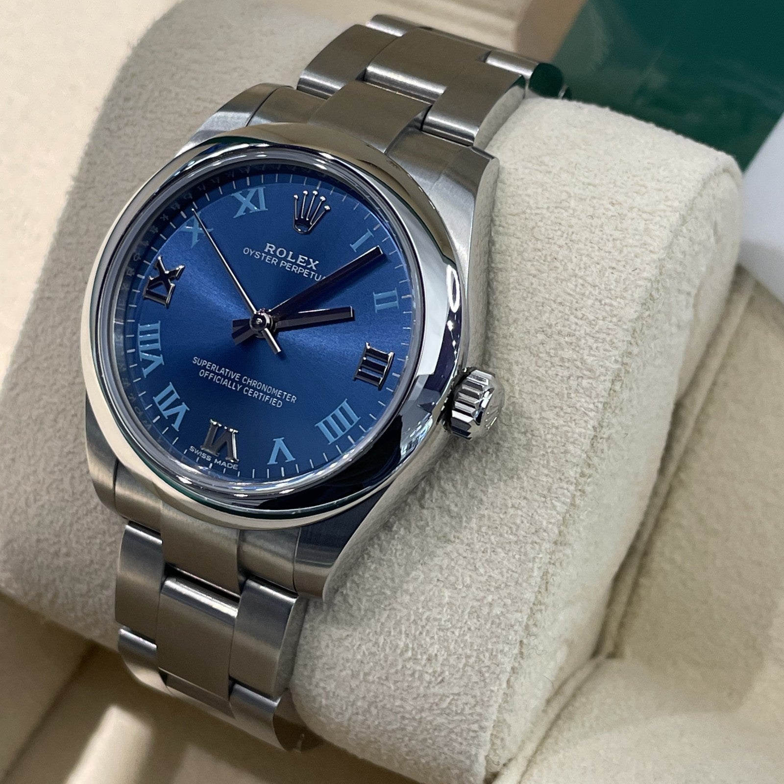 ROLEX OYSTER PERPETUAL 31mm BLUE ROMAN DIAL OYSTERSTEEL ref: 177200