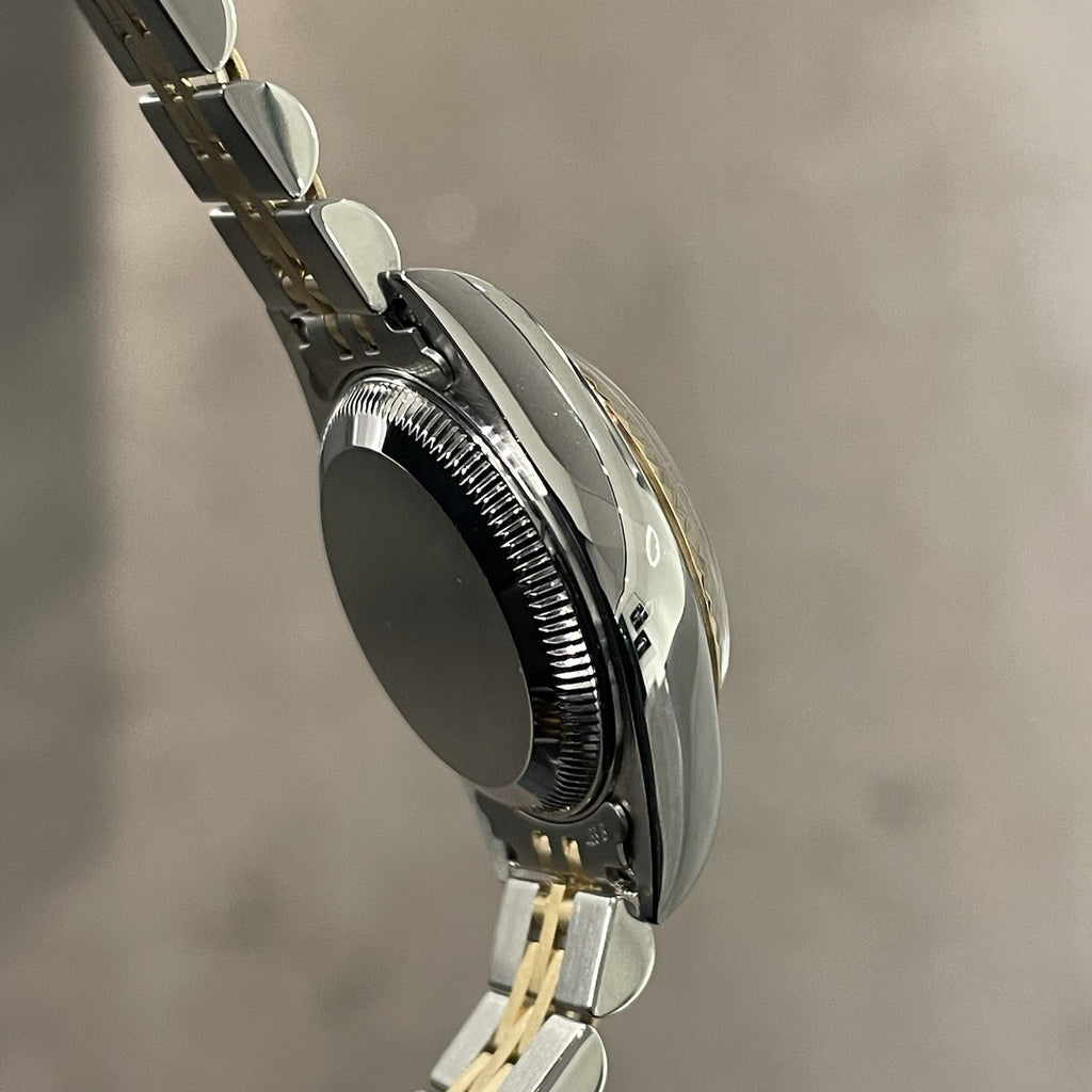 ROLEX LADY-DATEJUST 26mm MOTHER OF PEARL DIAL FLUTED BEZEL JUBILEE ref: 79173